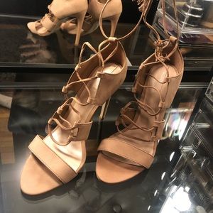 Aldo Mary’s heel size 8